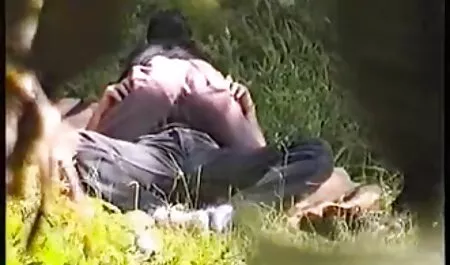 Cô gái pim sec cho dit nguoi về để có quan hệ tình dục với người đàn ông