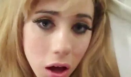 Bạn gái tuổi teen Isida được sec thu nguoi va cho đóng sầm