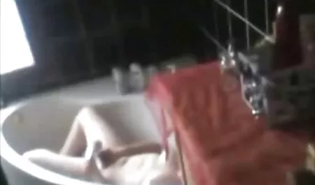 Tròn trịa mẹ với người yêu phim sec nguoi dit thu của mình