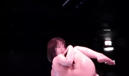 Dumb bitch sec thu ngua Camshow